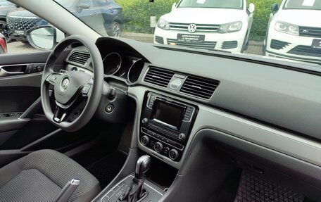 Volkswagen Passat B8 рестайлинг, 2017 год, 1 490 000 рублей, 12 фотография
