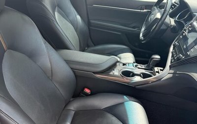 Toyota Camry, 2019 год, 2 650 000 рублей, 1 фотография