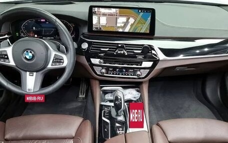 BMW 5 серия, 2022 год, 3 550 000 рублей, 9 фотография