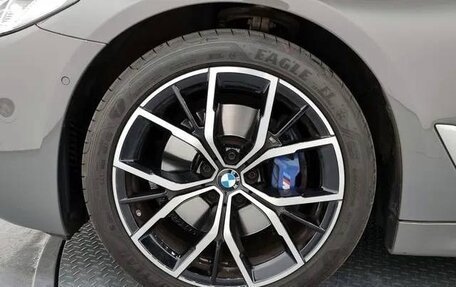 BMW 5 серия, 2022 год, 3 550 000 рублей, 19 фотография