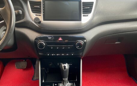 Hyundai Tucson III, 2018 год, 2 150 000 рублей, 6 фотография