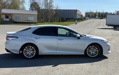 Toyota Camry, 2021 год, 3 500 000 рублей, 9 фотография