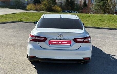 Toyota Camry, 2021 год, 3 500 000 рублей, 6 фотография