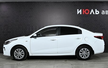 KIA Rio IV, 2018 год, 1 420 000 рублей, 8 фотография