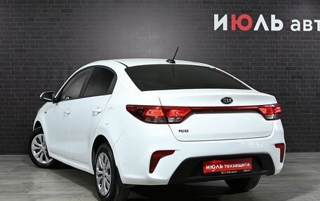 KIA Rio IV, 2018 год, 1 420 000 рублей, 4 фотография