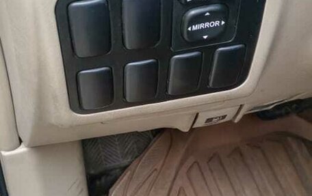 Toyota Land Cruiser Prado 120 рестайлинг, 2008 год, 1 630 000 рублей, 8 фотография