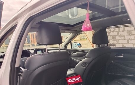 Hyundai Santa Fe IV, 2018 год, 2 800 000 рублей, 10 фотография