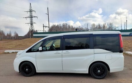 Honda Stepwgn IV, 2017 год, 1 650 000 рублей, 6 фотография