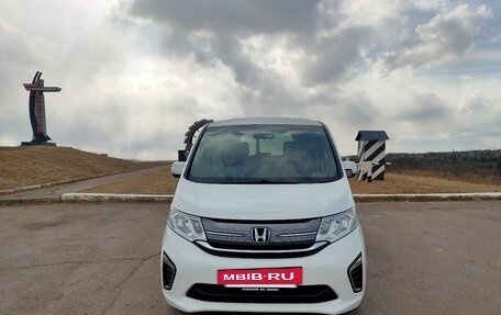 Honda Stepwgn IV, 2017 год, 1 650 000 рублей, 27 фотография