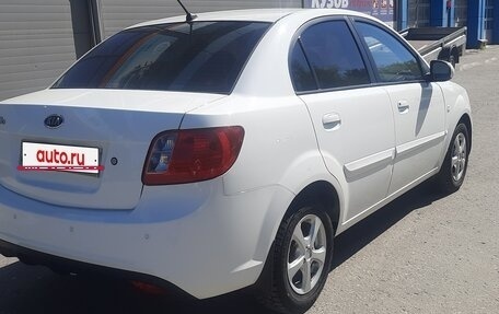 KIA Rio II, 2011 год, 649 000 рублей, 2 фотография