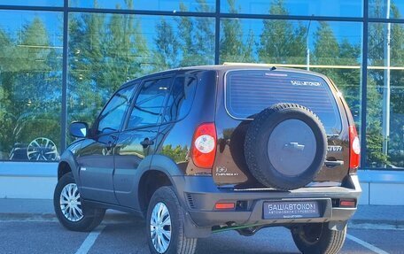 Chevrolet Niva I рестайлинг, 2011 год, 470 000 рублей, 6 фотография
