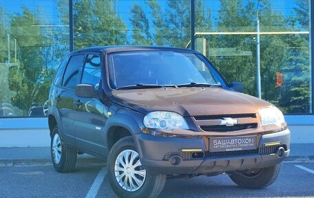 Chevrolet Niva I рестайлинг, 2011 год, 470 000 рублей, 3 фотография