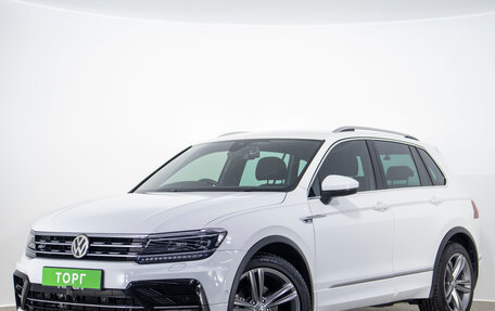 Volkswagen Tiguan II, 2018 год, 2 599 000 рублей, 3 фотография