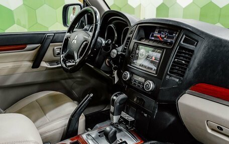 Mitsubishi Pajero IV, 2007 год, 1 499 000 рублей, 11 фотография
