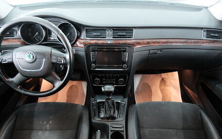Skoda Superb III рестайлинг, 2010 год, 1 399 000 рублей, 17 фотография