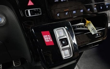 Hyundai Staria, 2022 год, 3 500 000 рублей, 10 фотография