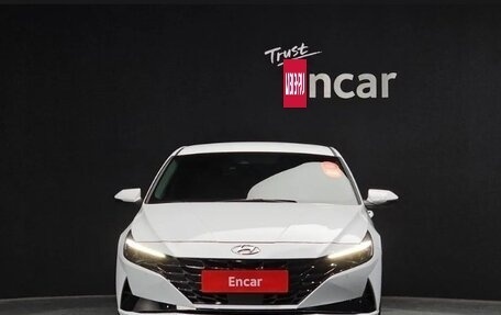 Hyundai Avante, 2022 год, 1 900 000 рублей, 2 фотография