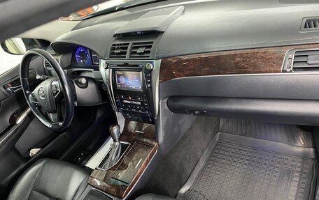 Toyota Camry, 2016 год, 2 399 999 рублей, 8 фотография
