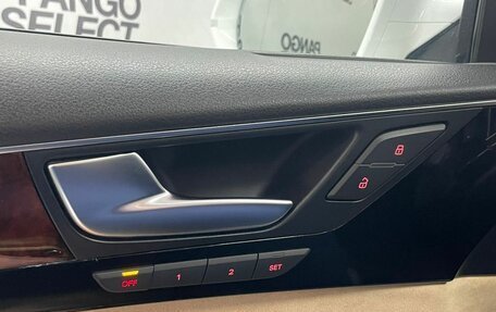 Audi A8, 2012 год, 1 450 000 рублей, 7 фотография