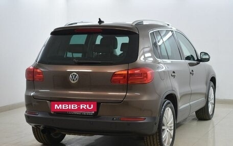 Volkswagen Tiguan I, 2013 год, 1 600 000 рублей, 4 фотография