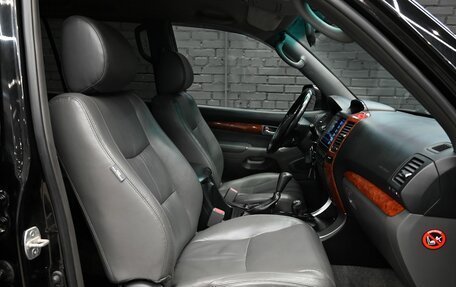 Toyota Land Cruiser Prado 120 рестайлинг, 2007 год, 2 450 000 рублей, 10 фотография