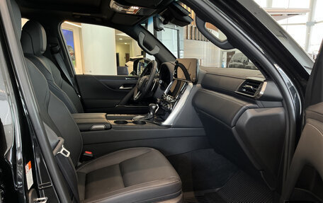 Lexus LX, 2024 год, 15 490 000 рублей, 11 фотография