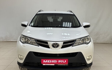 Toyota RAV4, 2015 год, 1 669 000 рублей, 2 фотография