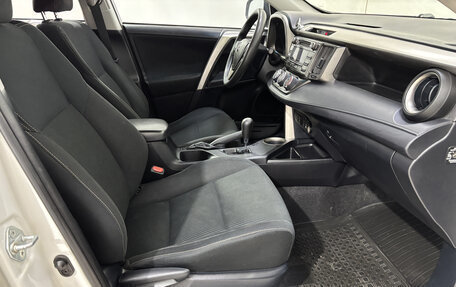 Toyota RAV4, 2015 год, 1 669 000 рублей, 13 фотография