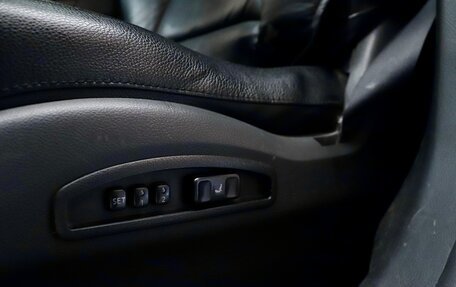 Infiniti FX I, 2003 год, 900 000 рублей, 10 фотография