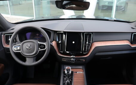Volvo XC60 II, 2024 год, 7 100 000 рублей, 10 фотография