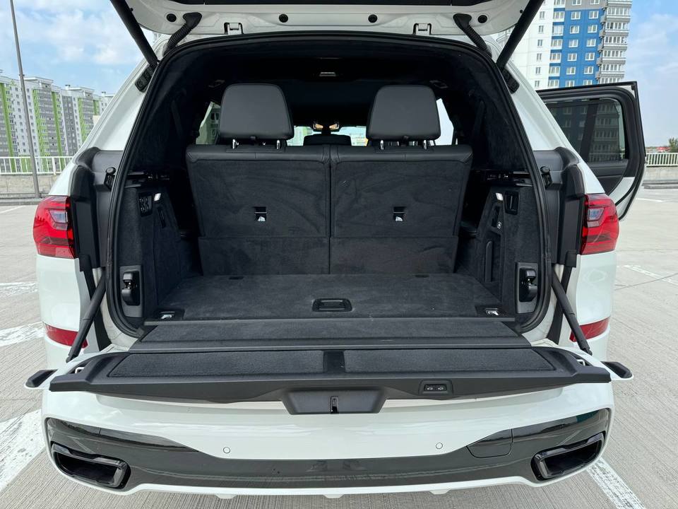 BMW X7 G07, 2019 год, 5 999 000 рублей, 12 фотография