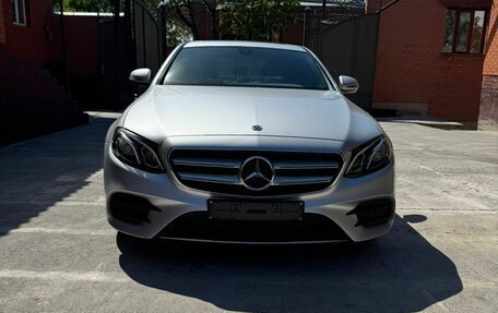 Mercedes-Benz E-Класс, 2016 год, 2 650 000 рублей, 1 фотография