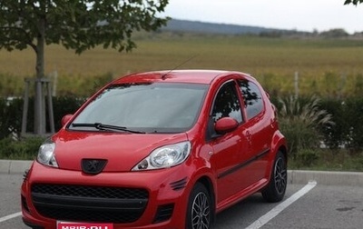 Peugeot 107 I рестайлинг, 2011 год, 650 000 рублей, 1 фотография
