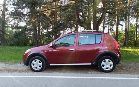 Renault Sandero I, 2014 год, 999 999 рублей, 1 фотография