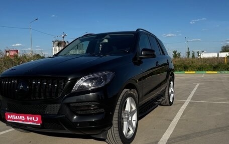Mercedes-Benz M-Класс, 2014 год, 3 099 000 рублей, 1 фотография