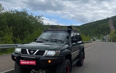 Nissan Patrol, 2001 год, 4 600 000 рублей, 1 фотография