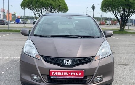 Honda Jazz II рестайлинг, 2012 год, 1 050 000 рублей, 1 фотография