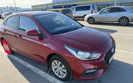 Hyundai Solaris II рестайлинг, 2018 год, 899 990 рублей, 1 фотография