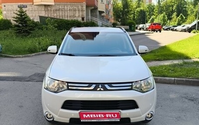 Mitsubishi Outlander III рестайлинг 3, 2013 год, 1 550 000 рублей, 1 фотография