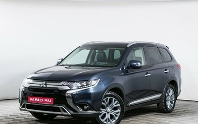 Mitsubishi Outlander III рестайлинг 3, 2020 год, 2 400 000 рублей, 1 фотография