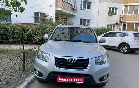 Hyundai Santa Fe III рестайлинг, 2010 год, 1 570 000 рублей, 1 фотография
