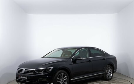 Volkswagen Passat B8 рестайлинг, 2018 год, 2 169 000 рублей, 1 фотография