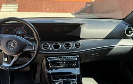 Mercedes-Benz E-Класс, 2016 год, 2 650 000 рублей, 6 фотография