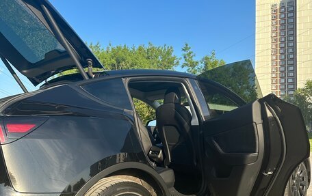 Tesla Model Y I, 2021 год, 3 786 000 рублей, 6 фотография