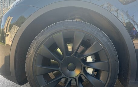Tesla Model Y I, 2021 год, 3 786 000 рублей, 26 фотография