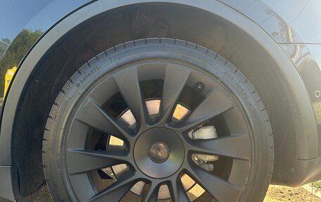Tesla Model Y I, 2021 год, 3 786 000 рублей, 27 фотография