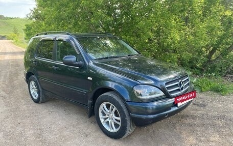 Mercedes-Benz M-Класс, 1998 год, 270 000 рублей, 2 фотография
