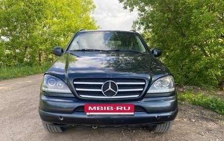 Mercedes-Benz M-Класс, 1998 год, 270 000 рублей, 3 фотография