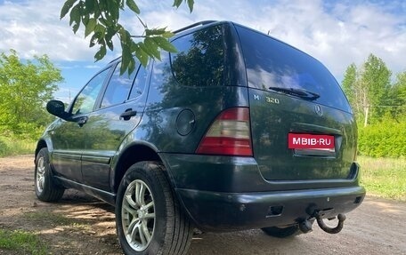 Mercedes-Benz M-Класс, 1998 год, 270 000 рублей, 11 фотография