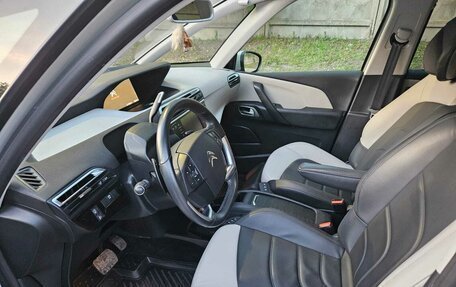 Citroen C4 Picasso II рестайлинг, 2018 год, 1 950 000 рублей, 16 фотография